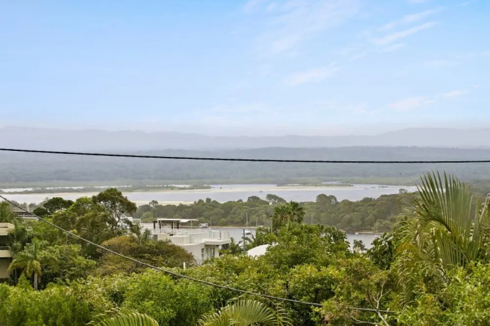 Stunning Apartment With Views of Laguna Bay - Unit 2 Taralla 16 Edgar Bennett Ave