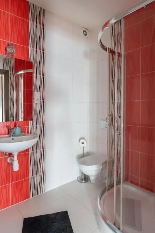 Przytulny apartament KOLEJOVA 12