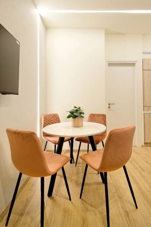 Eos Residence