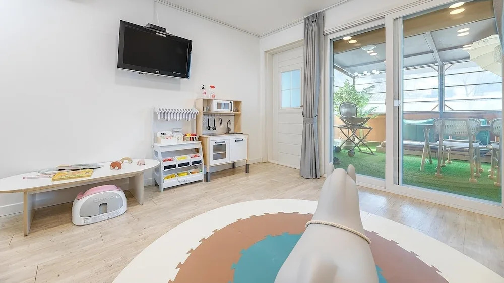 Gapyeong Bom Kids Gajok Spa Pension