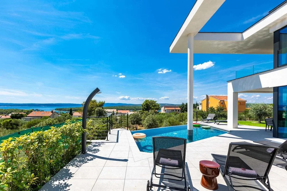Luxury Villa 45 With Infinity Pool