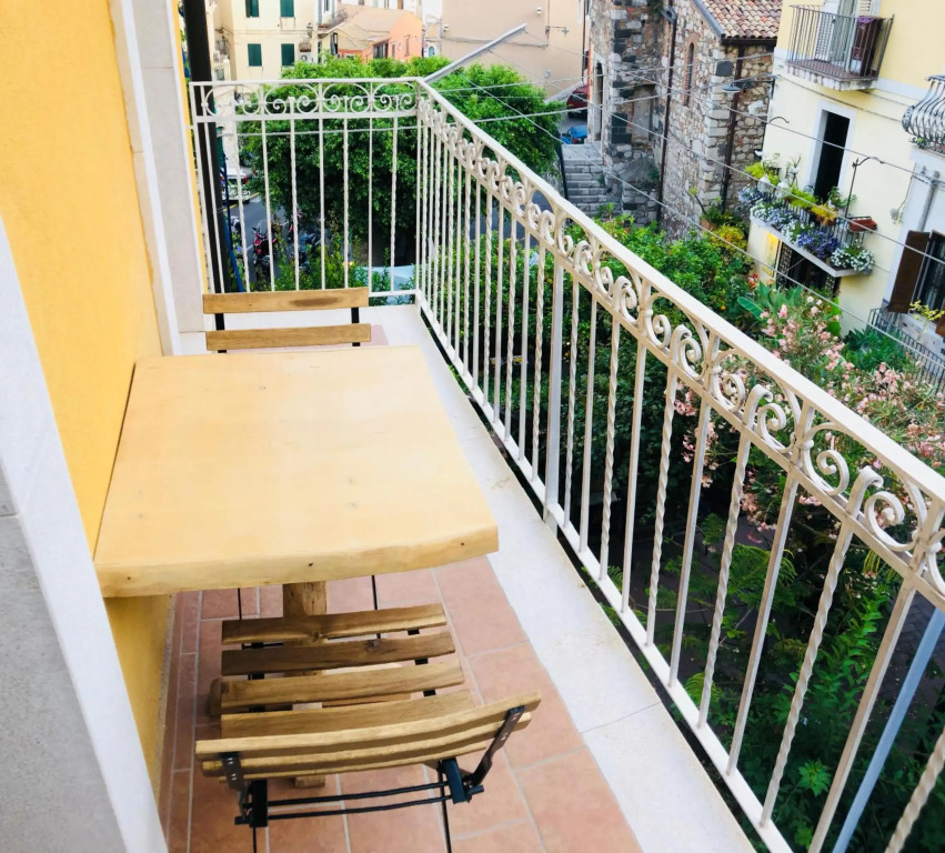 Casa FERRARA