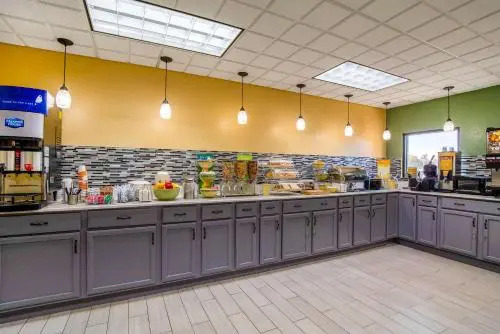 Country Hearth Inn Suites West Columbia