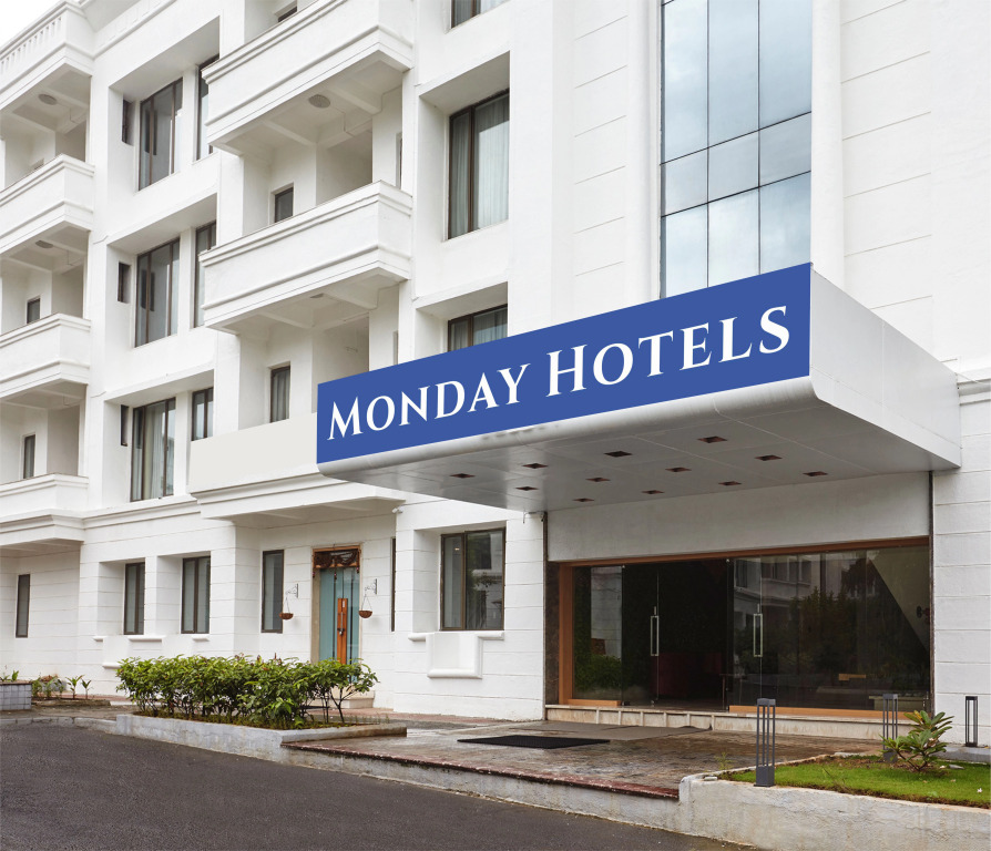 Monday Hotels Mahape