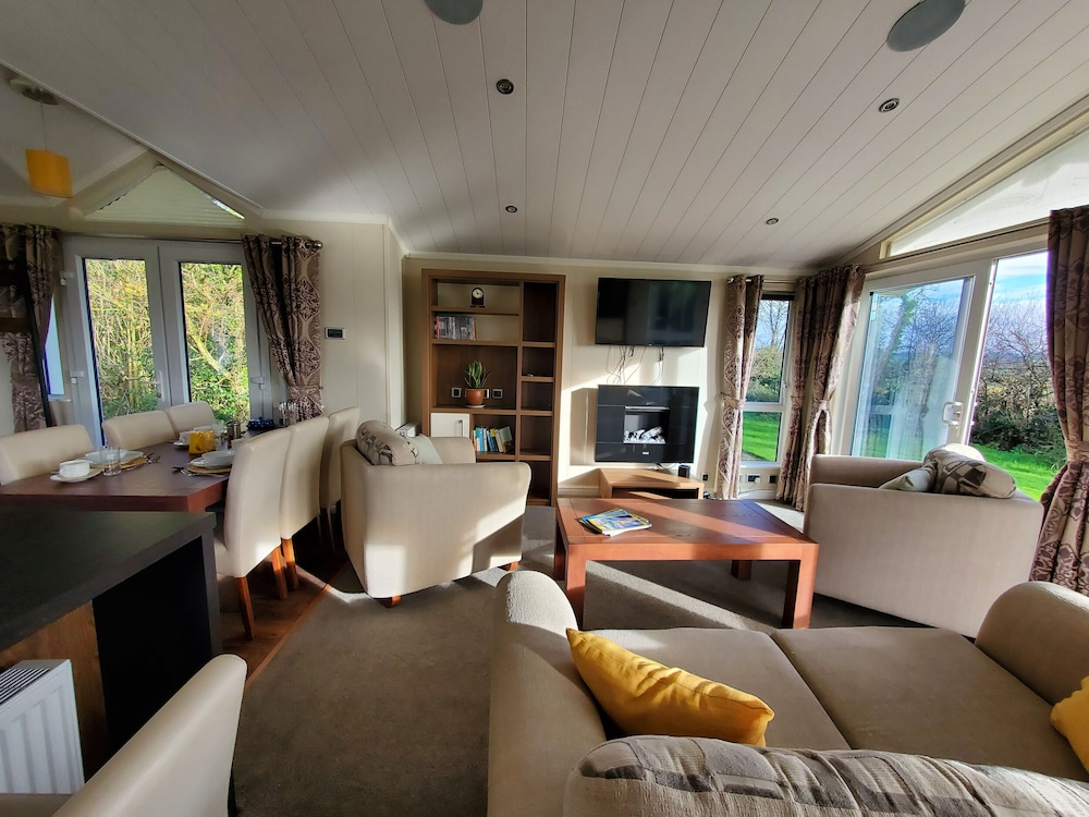 Plas Marchog Lodge