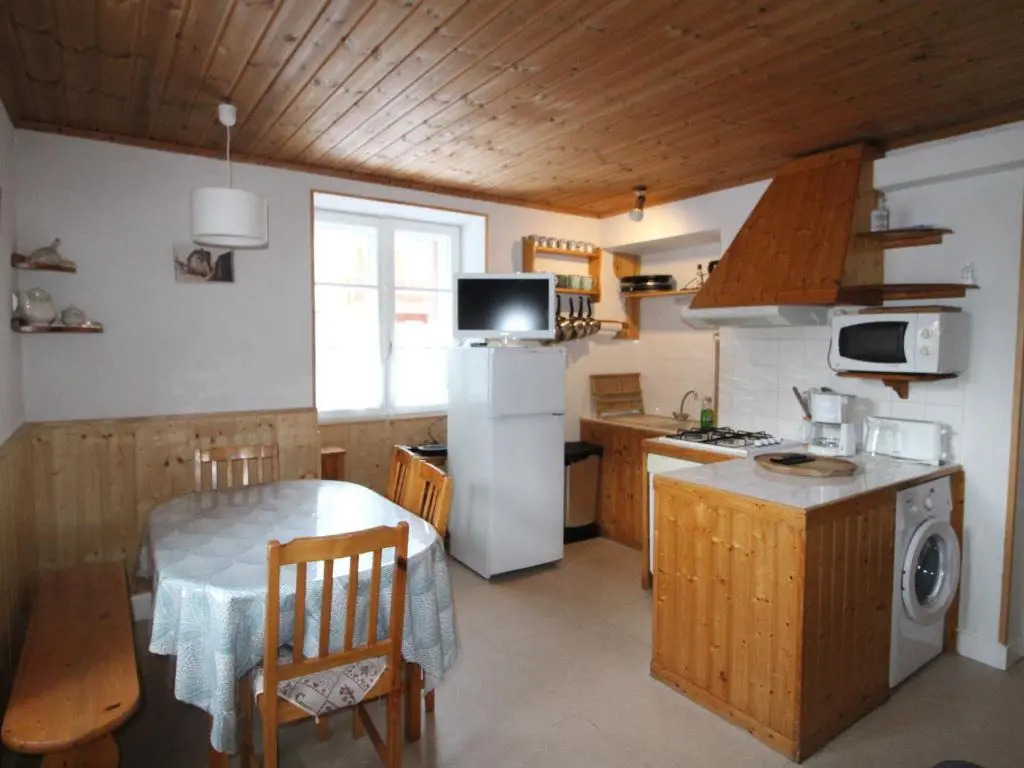 Appartement Lanslebourg-Mont-Cenis, 3 pièces, 5 personnes - FR-1-508-253