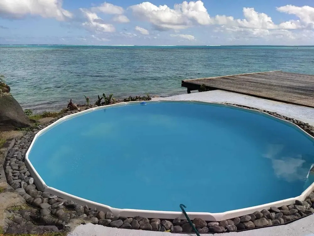 Teareva Beach Moorea