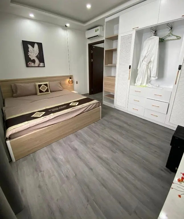 Khánh Phong Apartment in Waterfront