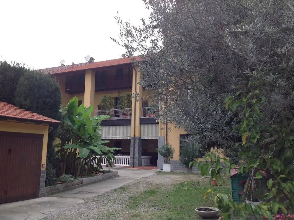 La Corte di Brusuglio Apartments
