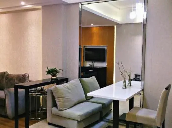 Yansu Hotel (Xiamen Wuyuanwan Branch)