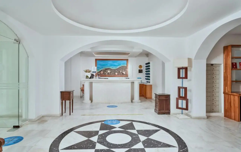 Meltemi Village Hotel