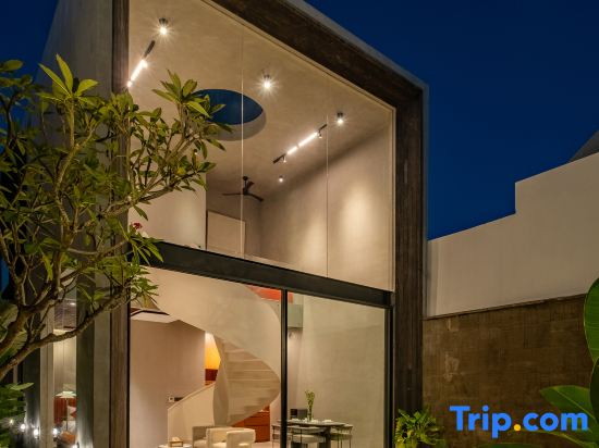 New 2BR Tropical Stylish Villa Canggu - 4 min to Finns