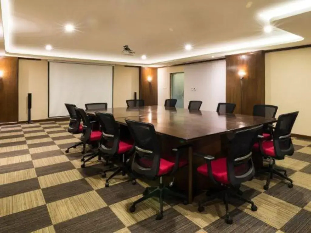 Ebreez Hotel