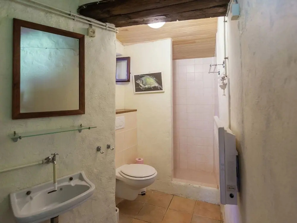 Estate in Dordogne Near Sites
