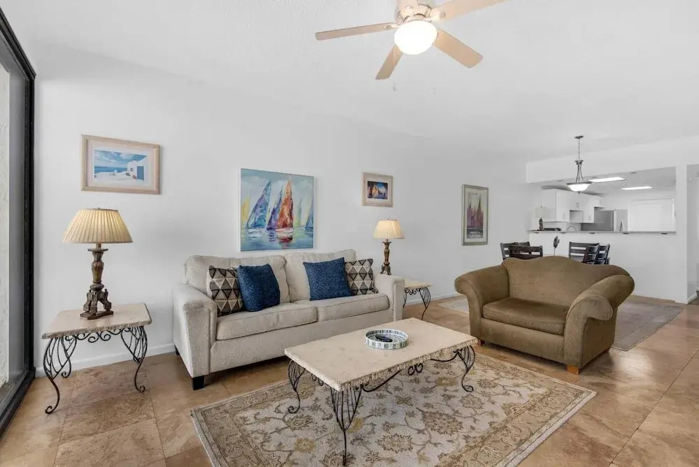 Navarre Towers 1205