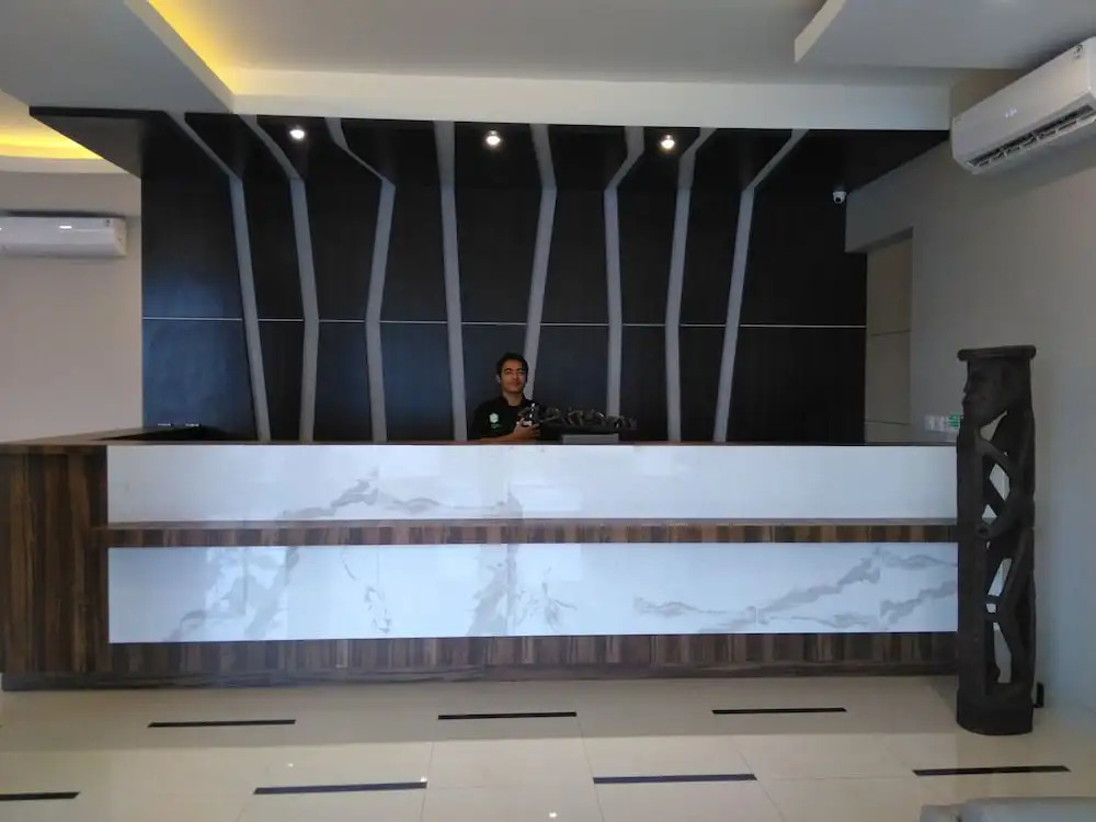 Emerald Hotel