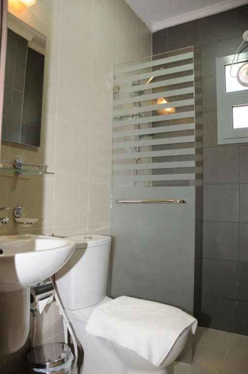 Al Muhanna Plaza Luxury Apartments