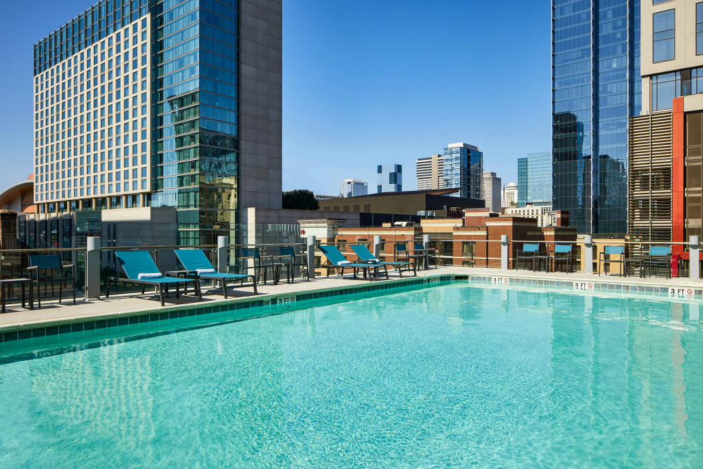 Hilton Garden Inn Nashville Downtown Convention Center