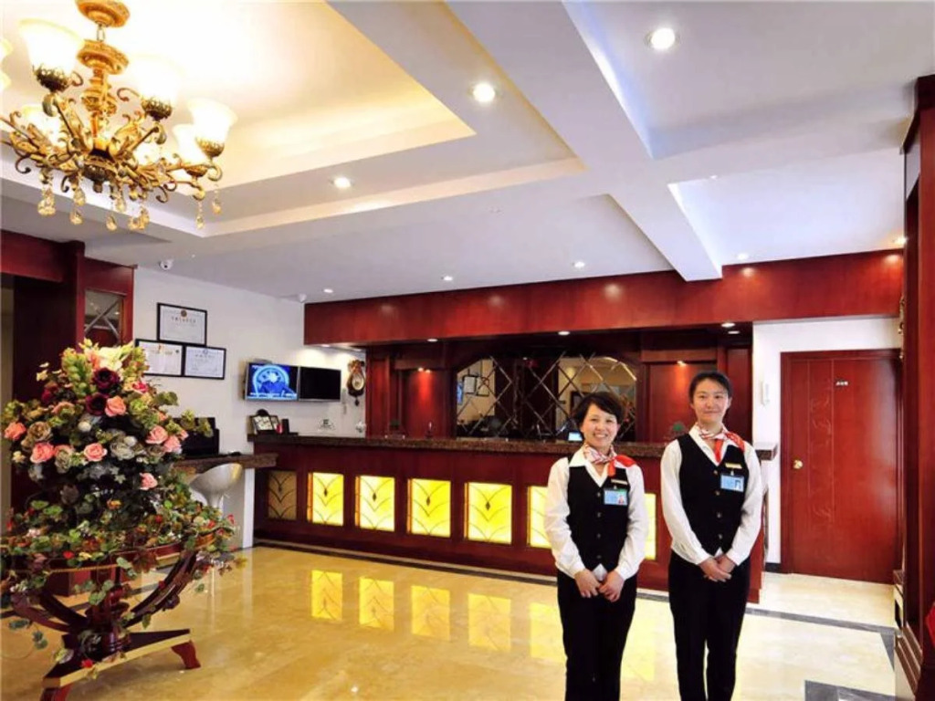 GreenTree Inn Zhangjiakou Jinding Ci’er Mountain Road Business Hotel