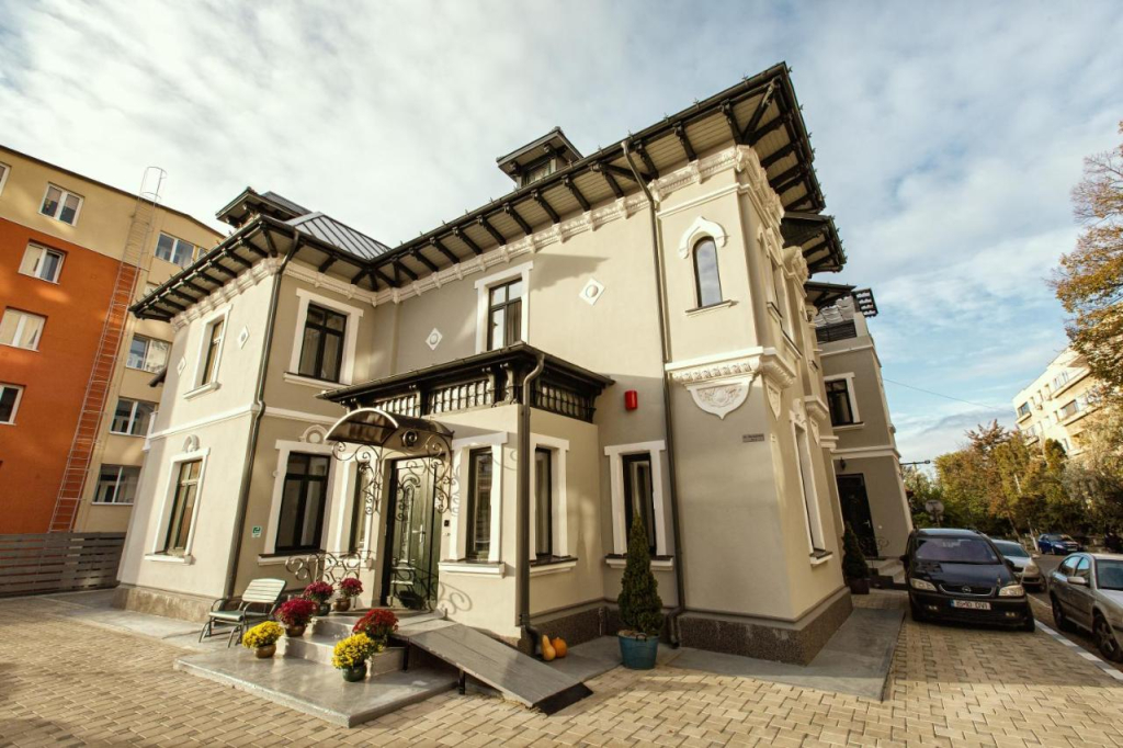 Prestige Hotel