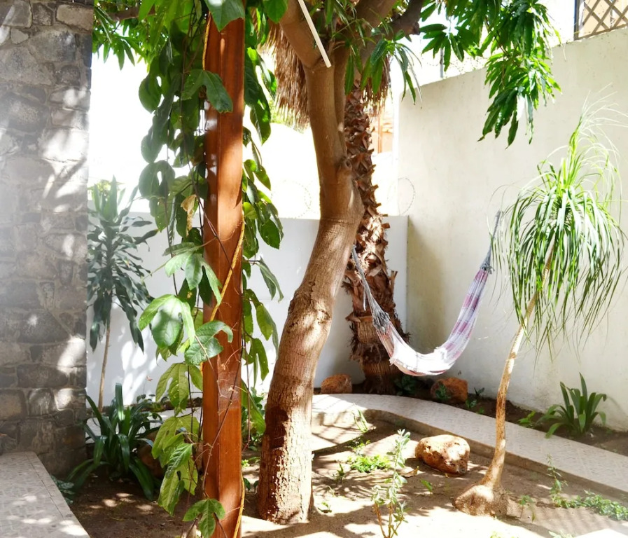 Syds Guesthouse II