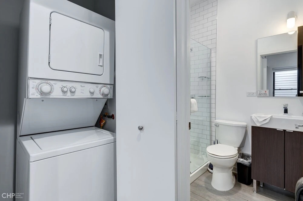 747 Lofts by RedAwning - River West, Second Floor Chicago