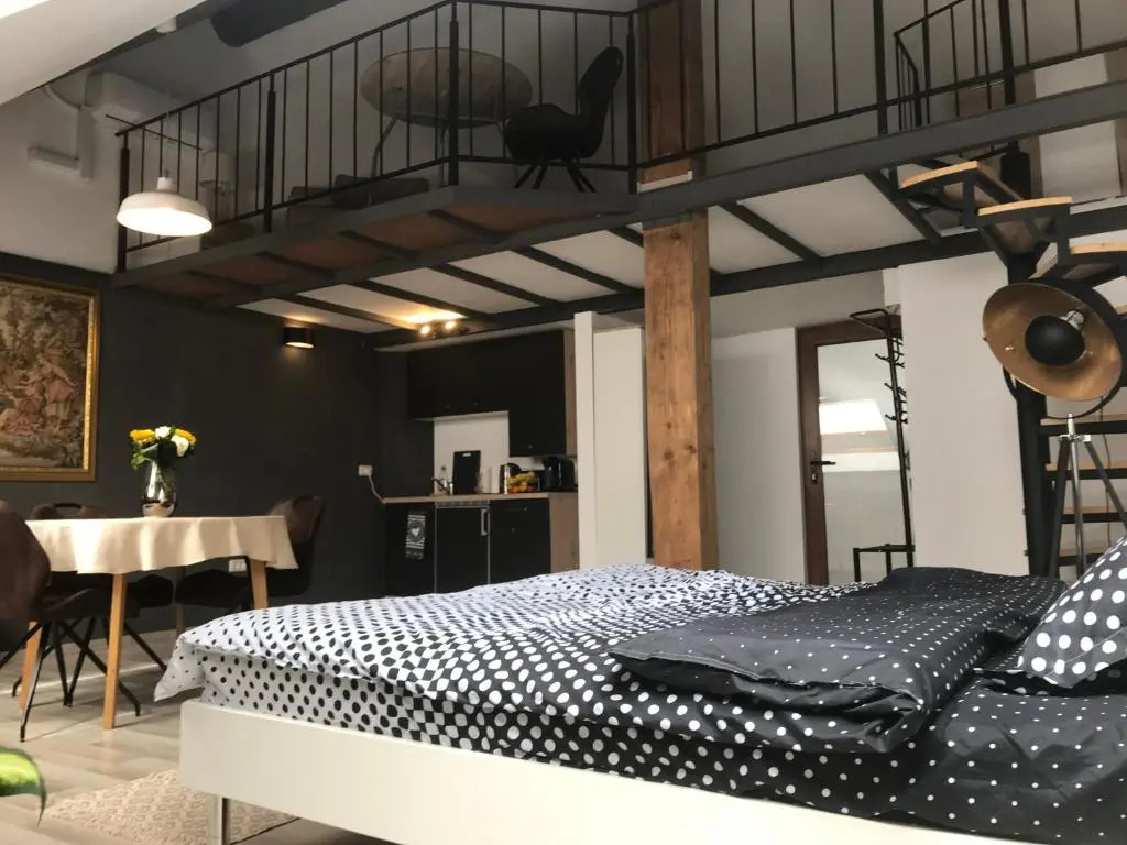 Savoya nr2 Loft Studio Old City Center Self check-in Workspace
