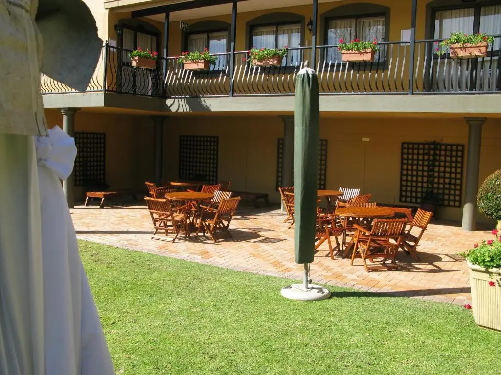 Benvenuto Hotel & Conference Centre