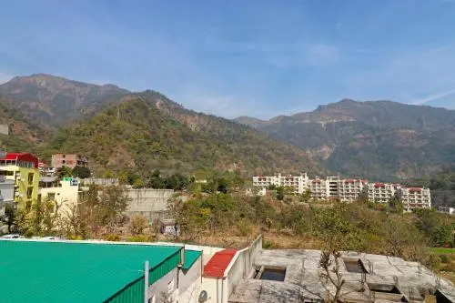 Home Stay Siddhi Palace By OYO Rooms