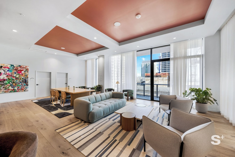 Modern Condo in DTW Miami - Pool & Gym