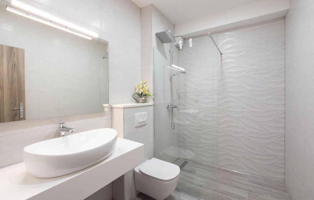 Beautiful Home in Zrnovnica With 8 Bedrooms, Wifi and Indoor Swimming Pool