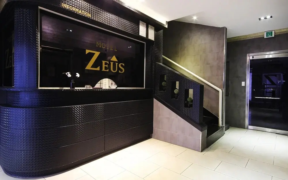 Gwangju Sinandong Zeus