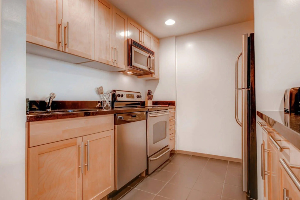 Global Luxury Suites at Kendall East