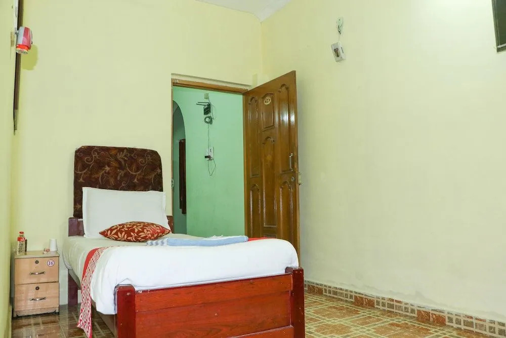 ULO Sai Jayanth Guest House