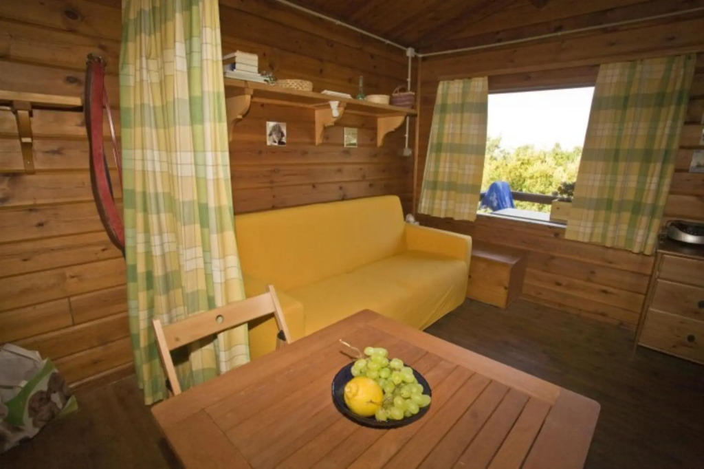 Seccione Chalet 1 Finnish pine cottage with outdoor area overlooking the sea-CHALET SECCIONE 1