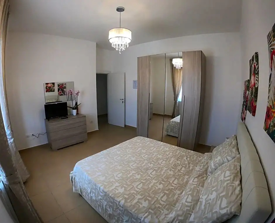 Caserta Royale Apartment