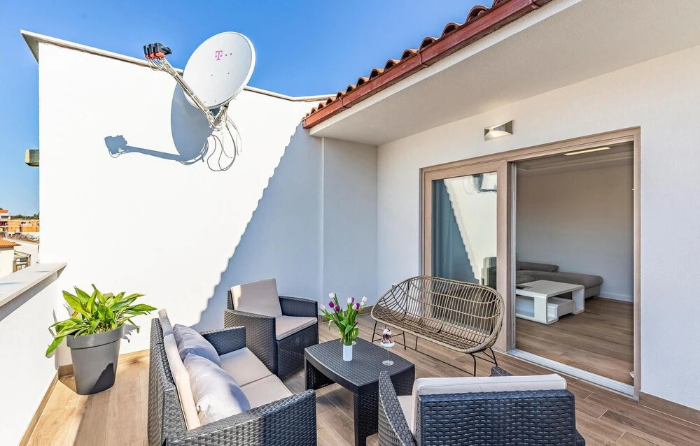 Beautiful Apartment in Medulin With Wifi and 2 Bedrooms