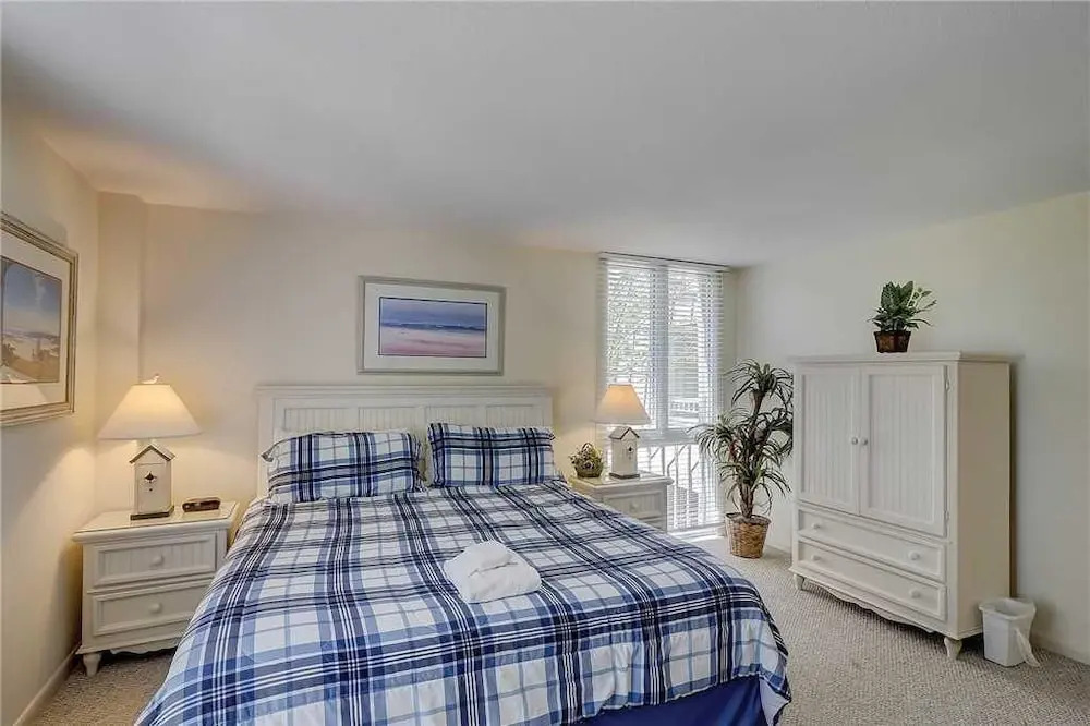 Ketch Court 893 - Two Bedroom Condo
