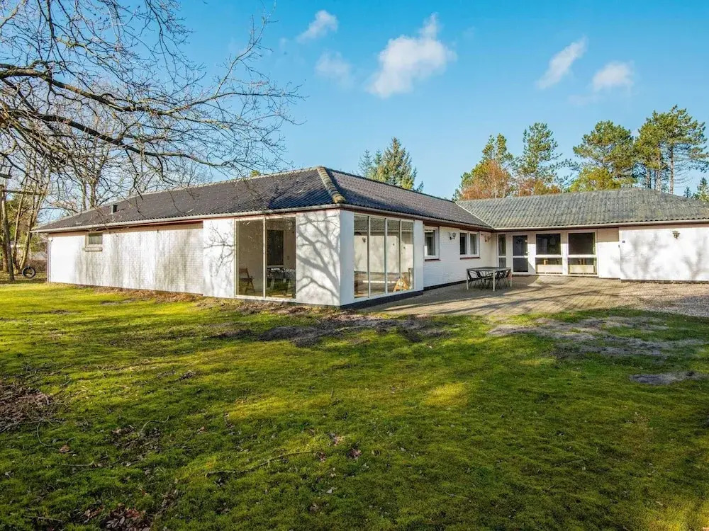18 person holiday home in Rømø