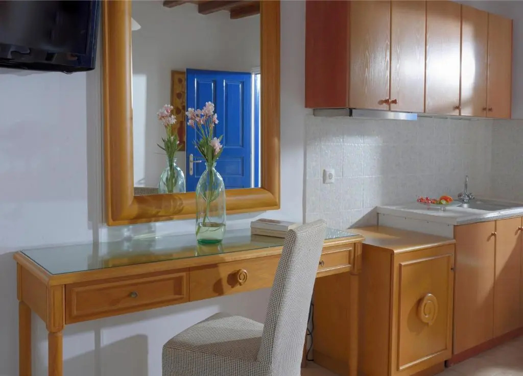 Adonis Rooms