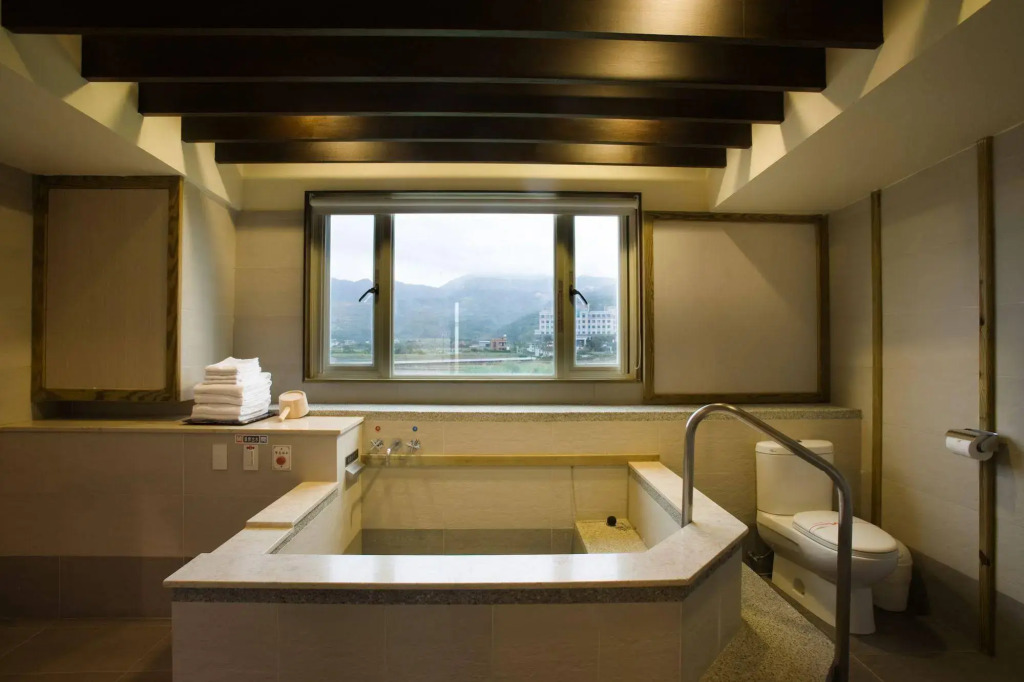 Chat Hot Spring Resort