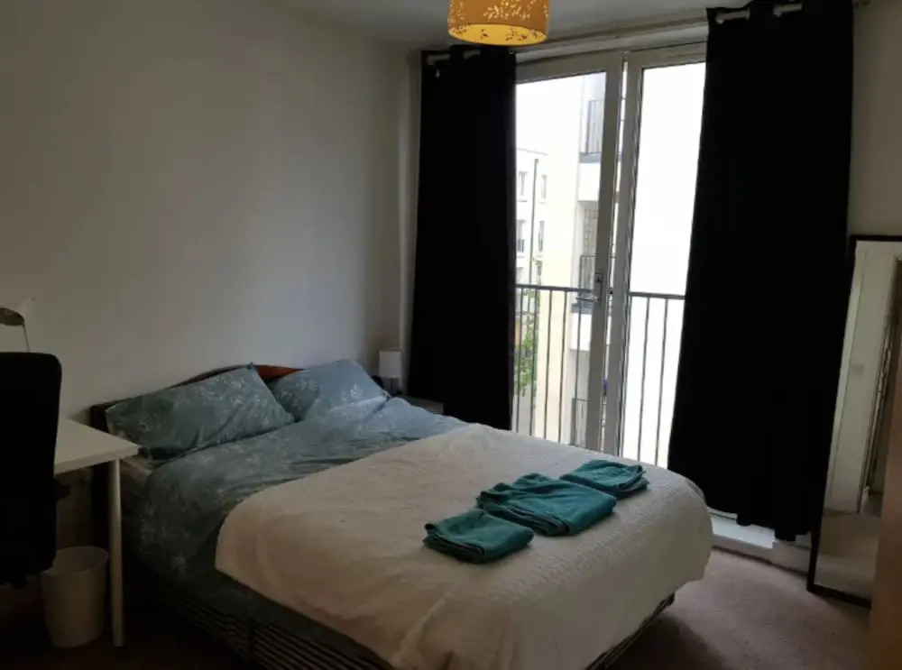 Modern 2 Bedroom Flat with 2 Bathrooms