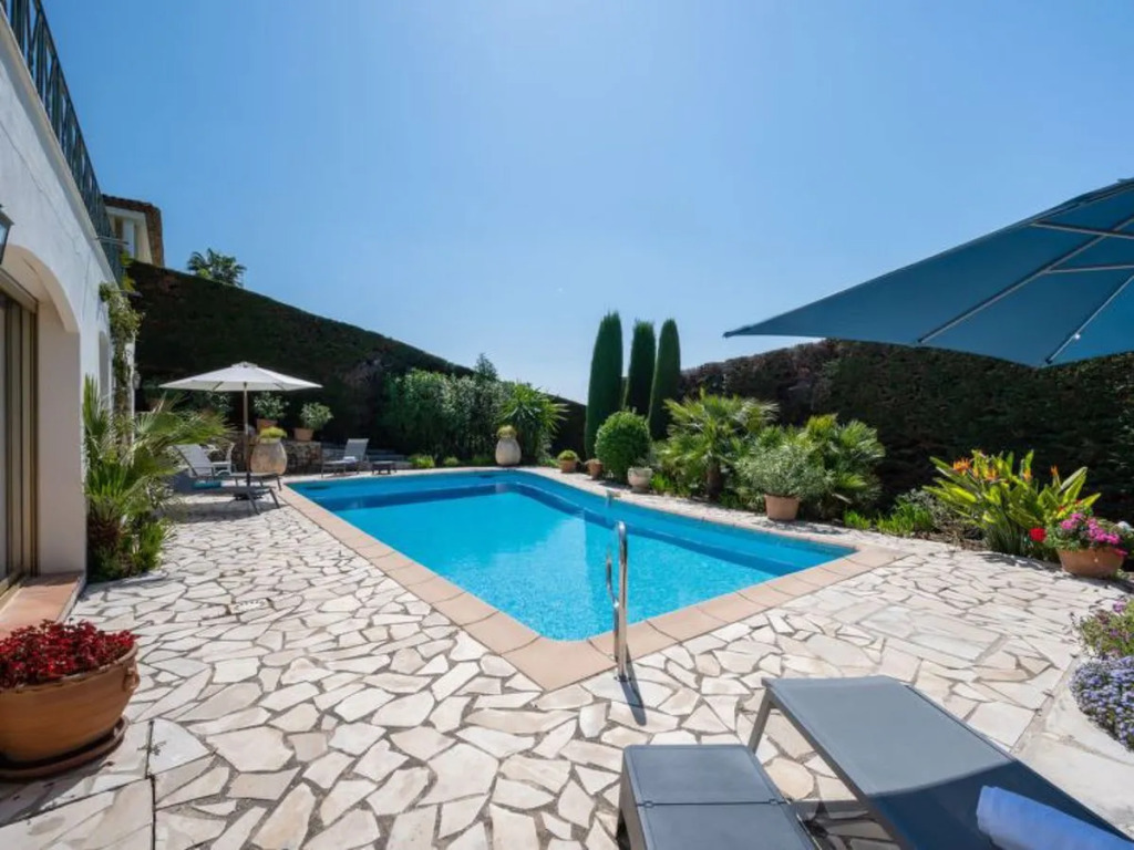 Belvedere 43085