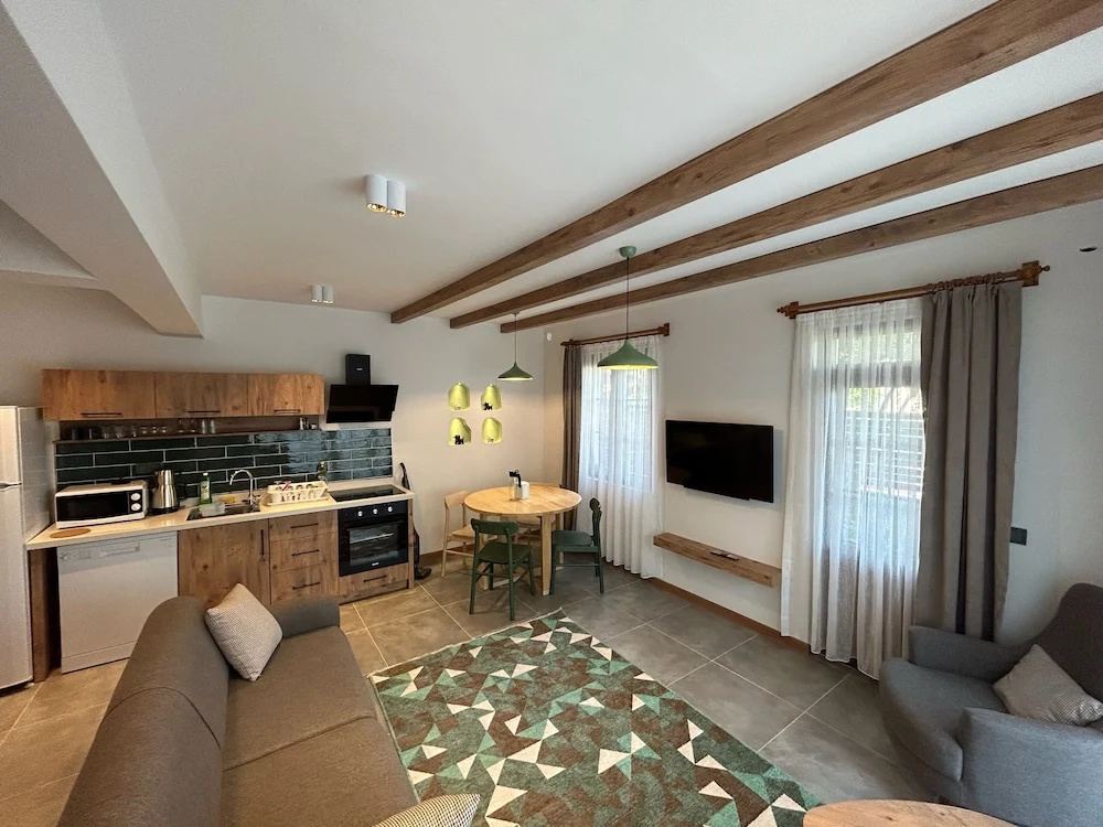 Avlu Villas & Apartments