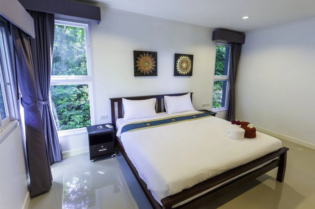 White Flower Lanta
