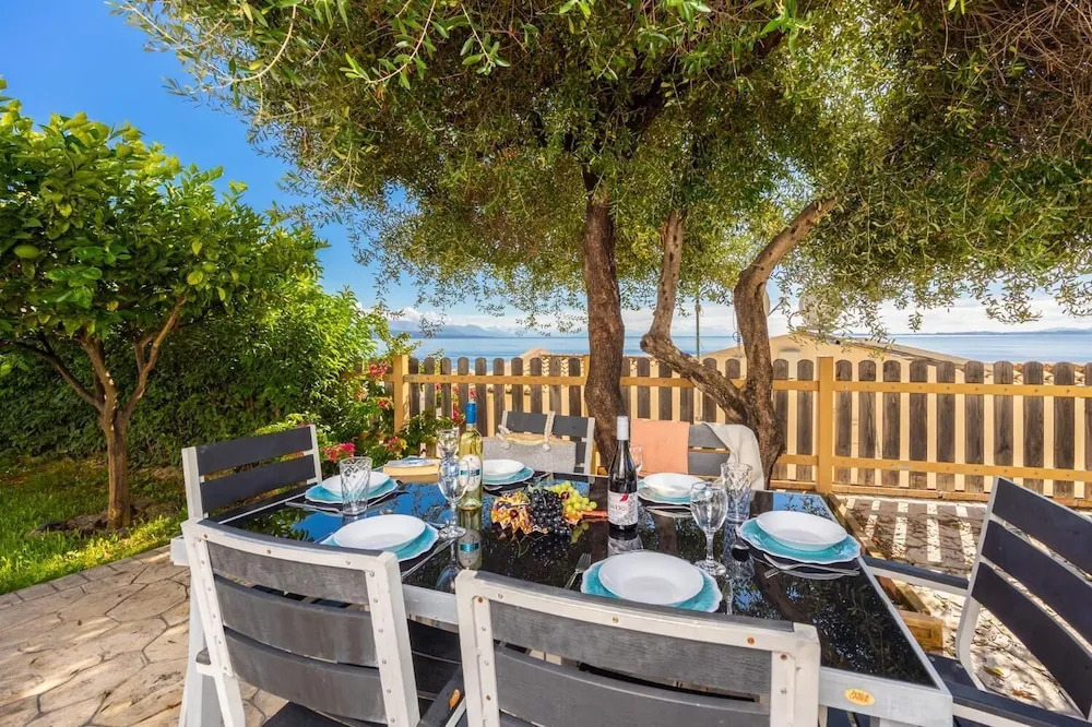 Villa Alya View in Mparmpati