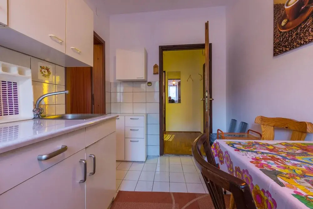 Apartments Luji