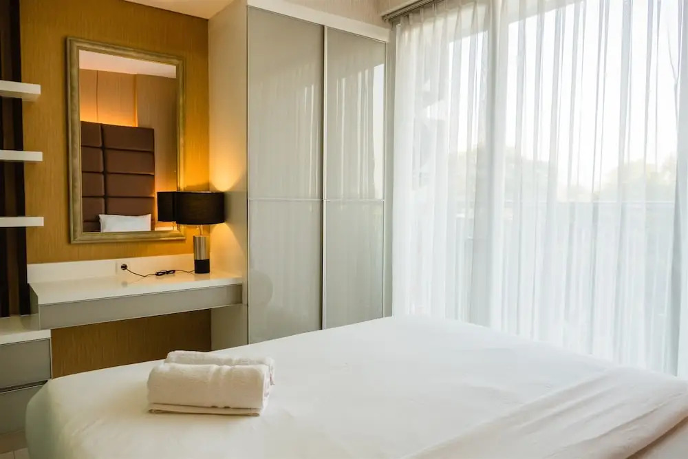 Luxurious 1BR At Dago Suites Apartment