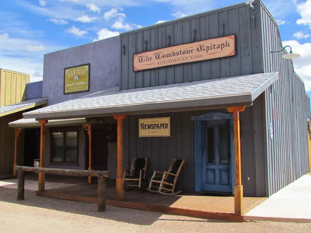 Tombstone Monument Guest Ranch
