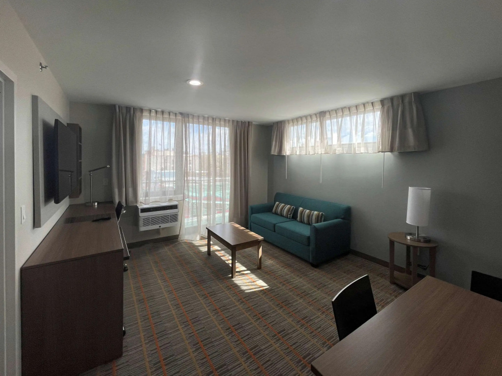 MainStay Suites Bronx - Belmont